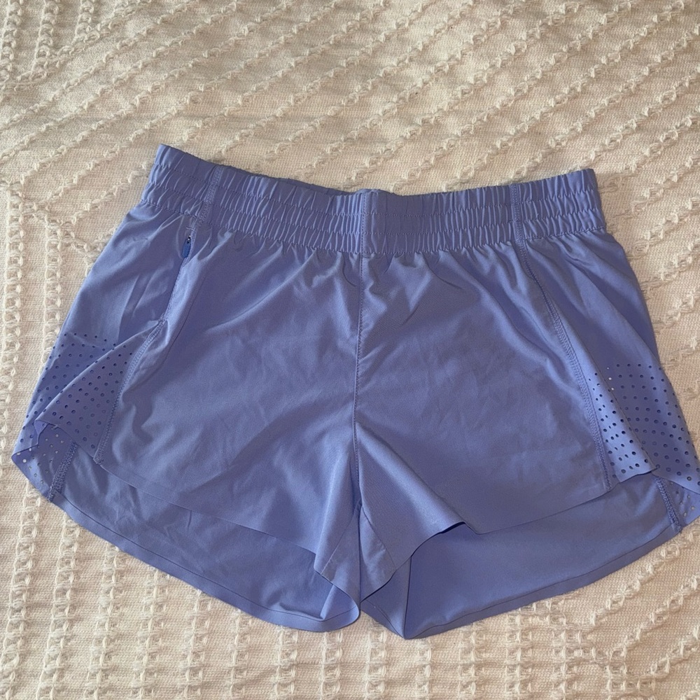 Athleta Hustle 3" Short, Size S, Purple